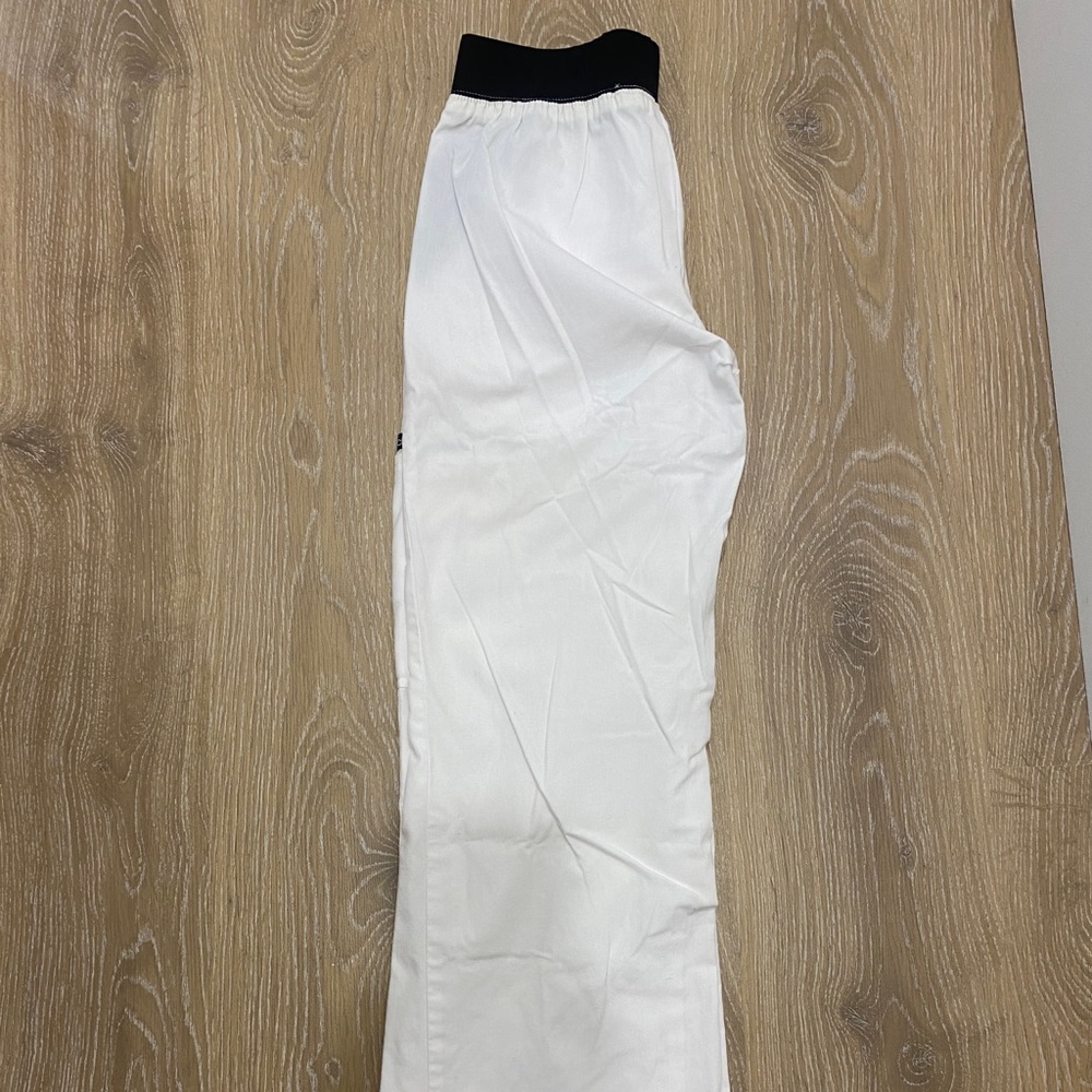Extra small Cherokee white scrub pants